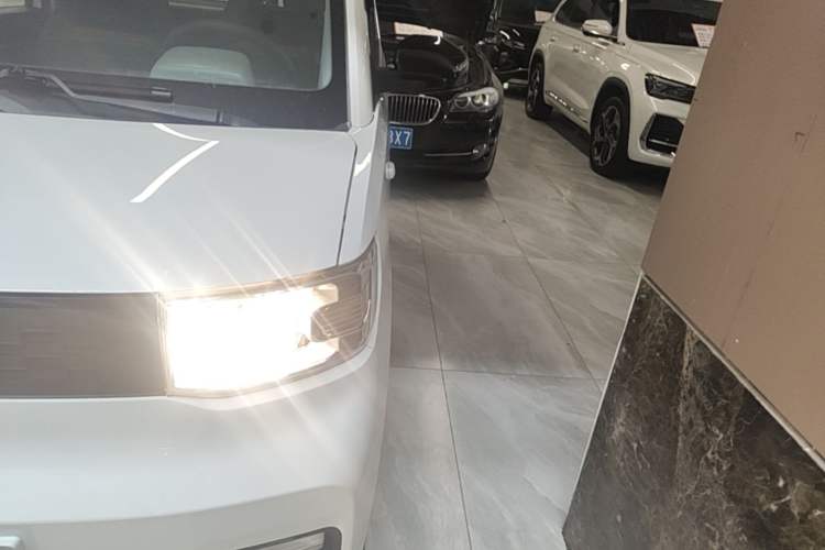 Used Wuling Hongguang MINIEV 2022 Easy Version Lithium Iron Phosphate Left Front Headlight