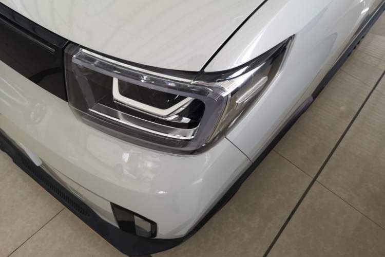 Used Wuling Hongguang MINIEV 2022 GAMEBOY 200km Gaming Edition with Lithium Iron Phosphate Left Front Headlight