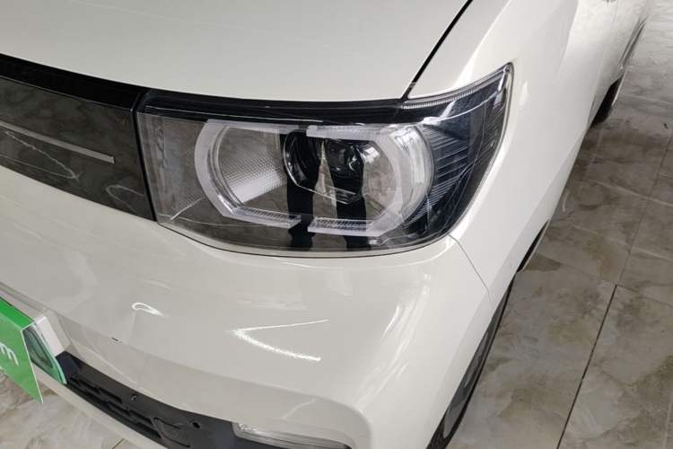 Used Wuling Hongguang MINIEV 2022 Macaron Fashion Model Lithium Iron Phosphate Left Front Headlight