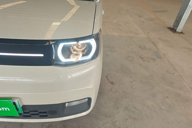 Used Wuling Hongguang MINIEV 2022 Macaron Premium Model – Lithium Iron Phosphate Left Front Headlight