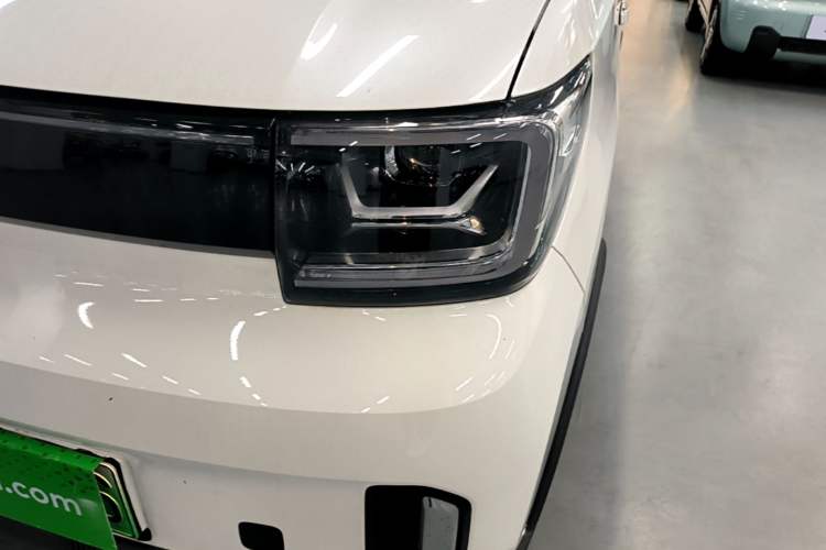 Used Wuling Hongguang MINIEV 2022 GAMEBOY 200km Gaming Edition with Lithium Iron Phosphate Left Front Headlight
