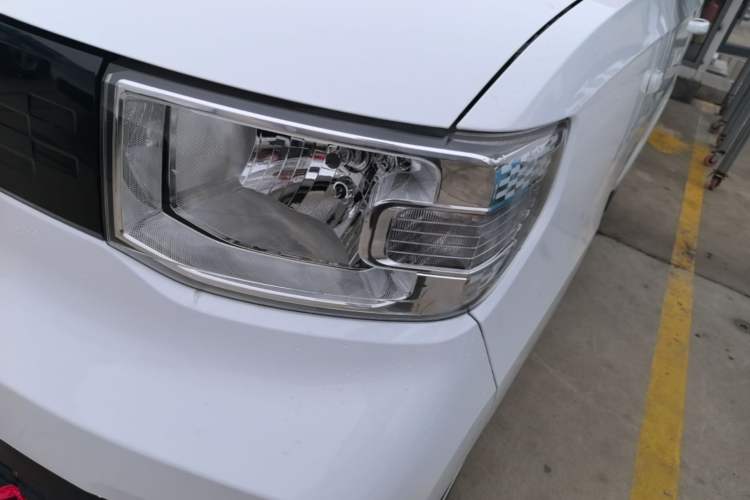 Used Wuling Hongguang MINIEV 2022 Easy Version Lithium Iron Phosphate Left Front Headlight