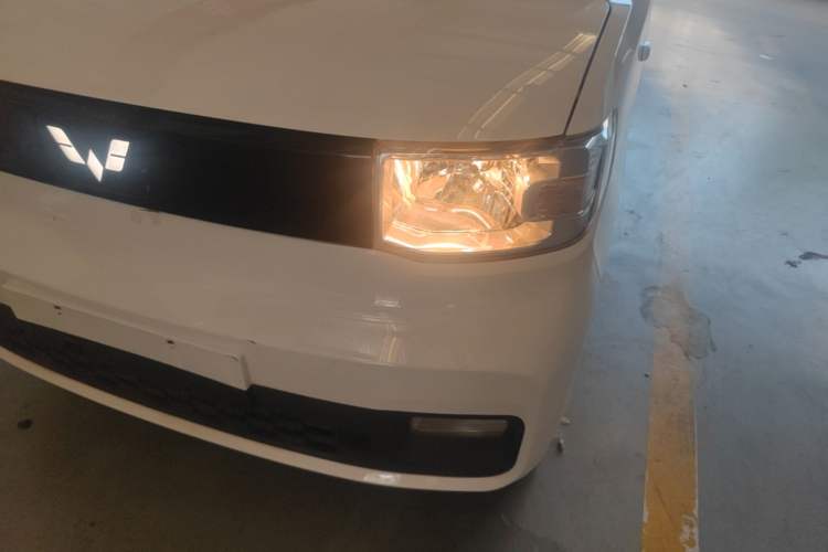 Used Wuling Hongguang MINIEV 2022 Zizai Version Lithium-NMC Left Front Headlight