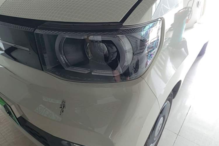Used Wuling Hongguang MINIEV 2022 Macaron Premium Model – Lithium Iron Phosphate Left Front Headlight