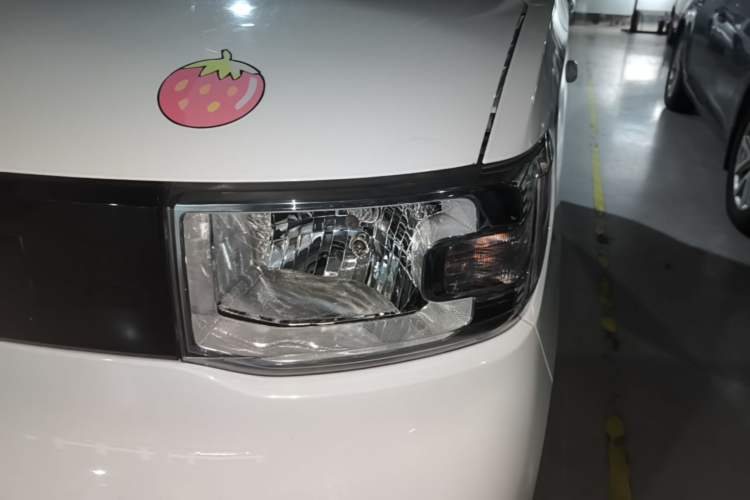 Used Wuling Hongguang MINIEV 2022 Zizai Version Lithium-NMC Left Front Headlight