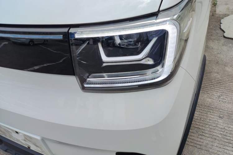 Used Wuling Hongguang MINIEV 2022 GAMEBOY 200km Gaming Edition with Lithium Iron Phosphate Left Front Headlight