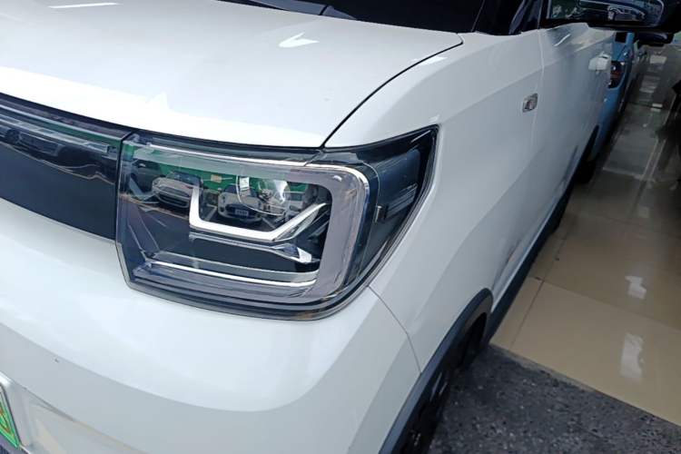 Used Wuling Hongguang MINIEV 2022 GAMEBOY 200km Gaming Edition with Lithium Iron Phosphate Left Front Headlight