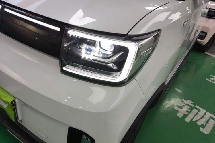 Used Wuling Hongguang MINIEV 2022 GAMEBOY 300km Enthusiast Model with Lithium Iron Phosphate Left Front Headlight