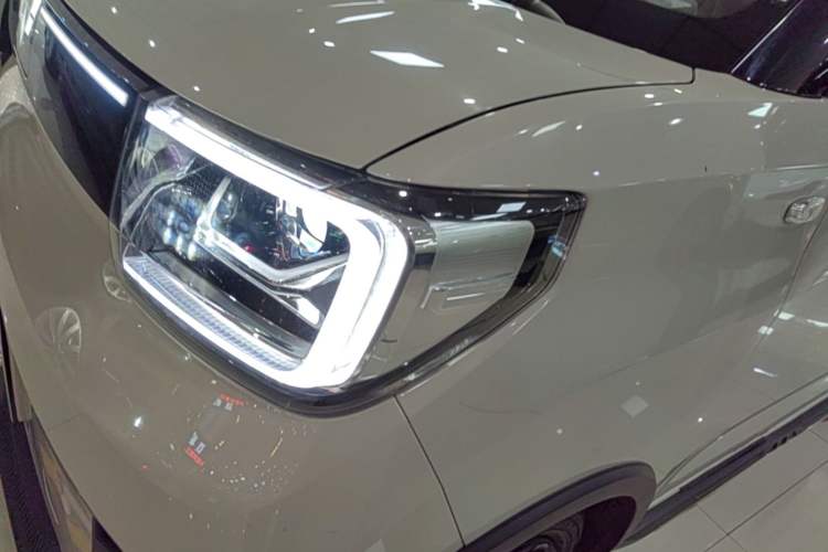 Used Wuling Hongguang MINIEV 2022 GAMEBOY 300km Enthusiast Model with Lithium Iron Phosphate Left Front Headlight