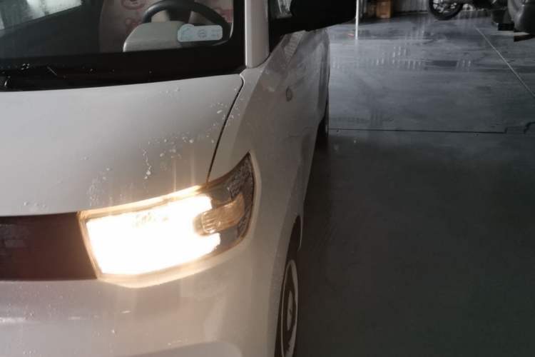 Used Wuling Hongguang MINIEV 2022 Easy Version Lithium Iron Phosphate Left Front Headlight
