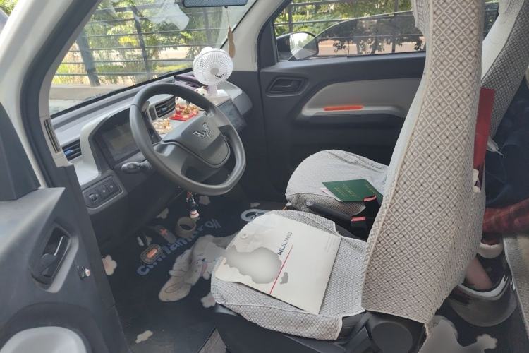 Used Wuling Hongguang MINIEV 2022 Easy Version Lithium Iron Phosphate Left Front Seat