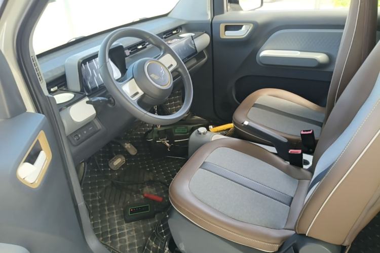 Used Wuling Hongguang MINIEV 2022 GAMEBOY 200km Gaming Edition with Lithium Iron Phosphate Left Front Seat