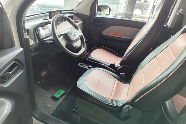 Used Wuling Hongguang MINIEV 2022 Easy Version Lithium Iron Phosphate Left Front Seat