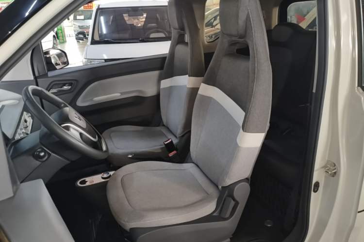 Used Wuling Hongguang MINIEV 2022 Macaron Premium Model – Lithium Iron Phosphate Left Front Seat