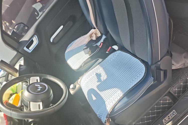 Used Wuling Hongguang MINIEV 2022 GAMEBOY 200km Gaming Edition with Lithium Iron Phosphate Left Front Seat