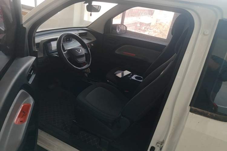 Used Wuling Hongguang MINIEV 2022 Easy Version Lithium Iron Phosphate Left Front Seat