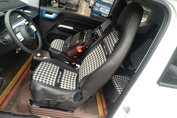 Used Wuling Hongguang MINIEV 2022 GAMEBOY 200km Gaming Edition with Lithium Iron Phosphate Left Front Seat