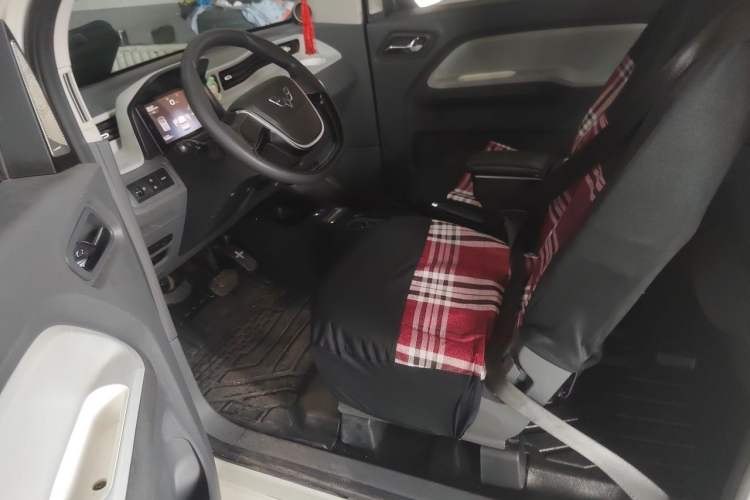 Used Wuling Hongguang MINIEV 2022 Macaron Premium Model – Lithium Iron Phosphate Left Front Seat