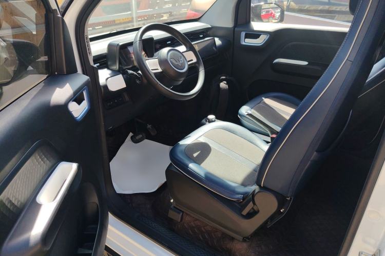 Used Wuling Hongguang MINIEV 2022 GAMEBOY 300km Enthusiast Model with Lithium Iron Phosphate Left Front Seat