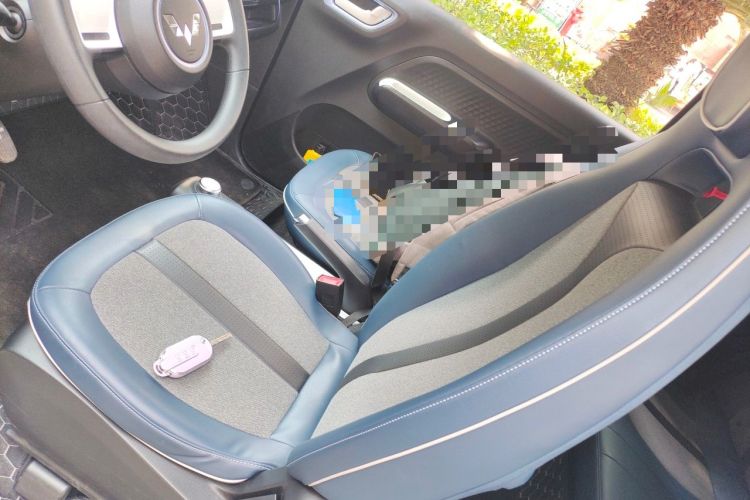 Used Wuling Hongguang MINIEV 2022 GAMEBOY 200km Gaming Edition with Lithium Iron Phosphate Left Front Seat