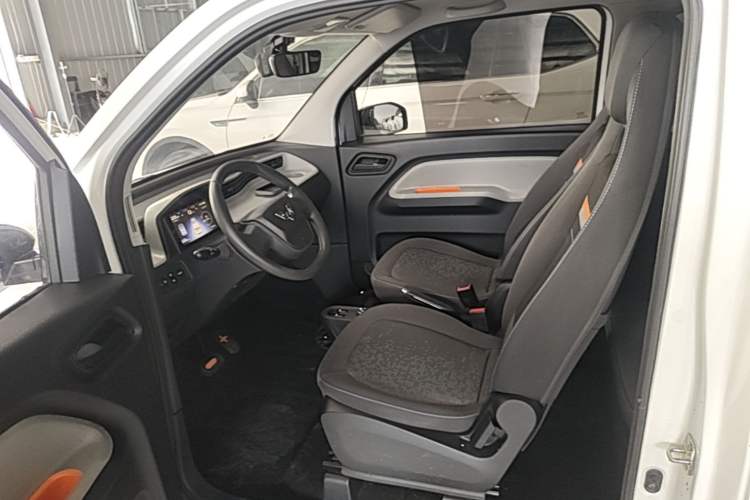 Used Wuling Hongguang MINIEV 2022 Enjoy Edition Lithium Iron Phosphate Left Front Seat