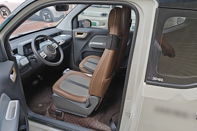Used Wuling Hongguang MINIEV 2022 GAMEBOY 300km Enthusiast Model with Lithium Iron Phosphate Left Front Seat