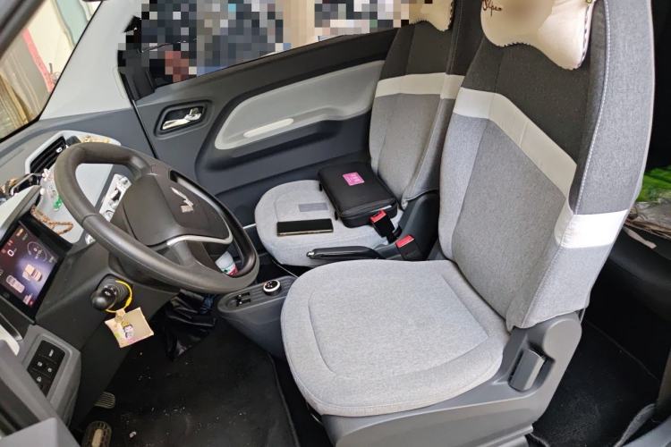 Used Wuling Hongguang MINIEV 2022 Macaron Premium Model – Lithium Iron Phosphate Left Front Seat
