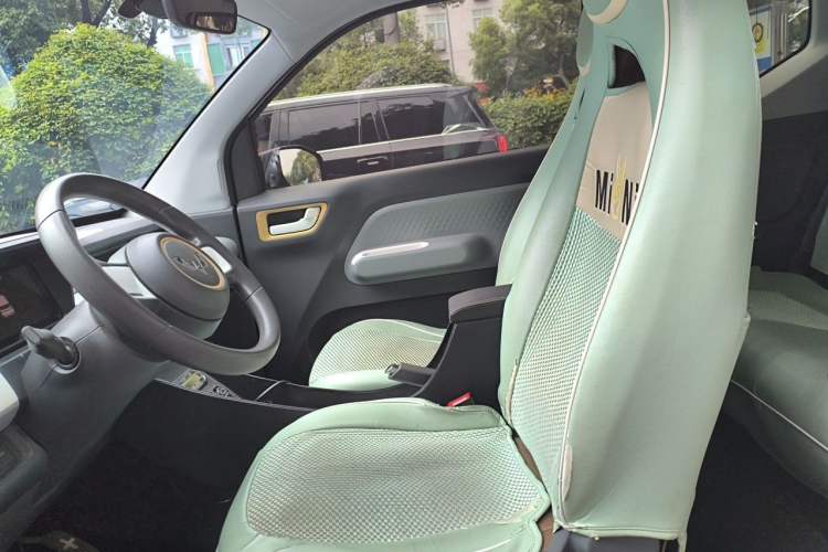 Used Wuling Hongguang MINIEV 2022 GAMEBOY 200km Gaming Edition with Lithium Iron Phosphate Left Front Seat