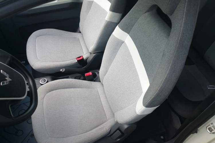 Used Wuling Hongguang MINIEV 2022 Macaron Premium Model – Lithium Iron Phosphate Left Front Seat