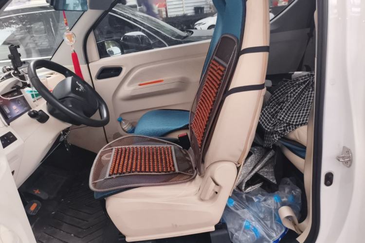 Used Wuling Hongguang MINIEV 2022 Zizai Version Lithium Iron Phosphate Left Front Seat