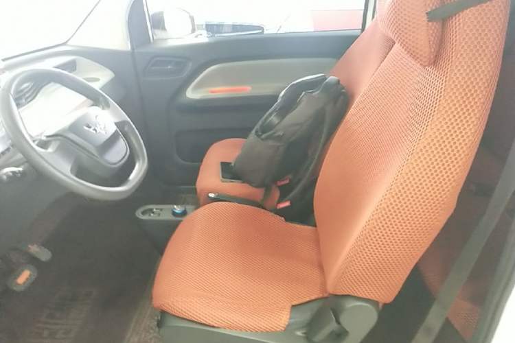 Used Wuling Hongguang MINIEV 2022 Zizai Version Lithium-NMC Left Front Seat