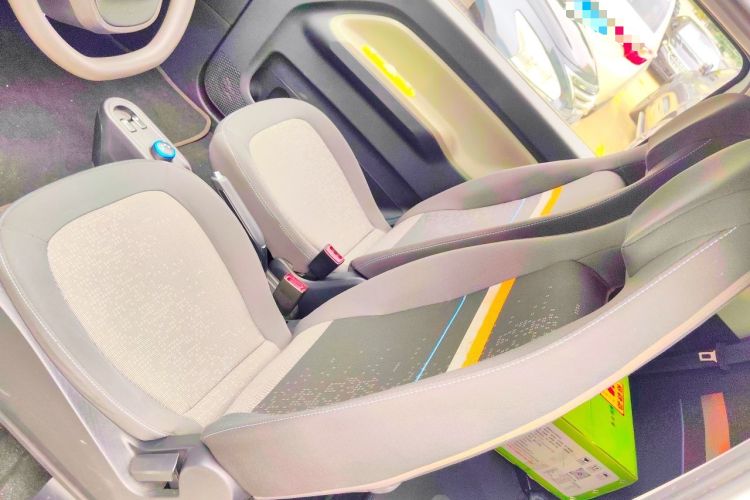 Used Wuling Hongguang MINIEV 2022 Zizai Version Lithium Iron Phosphate Left Front Seat