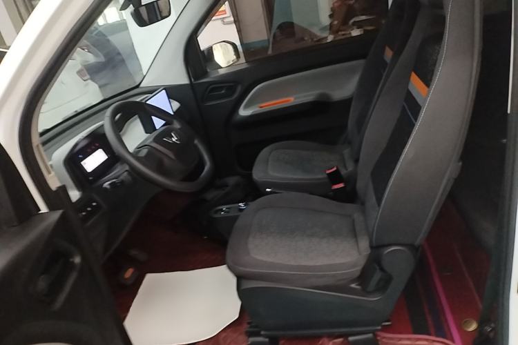 Used Wuling Hongguang MINIEV 2022 Easy Version Lithium Iron Phosphate Left Front Seat