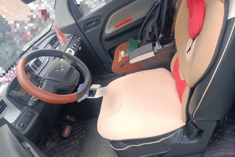 Used Wuling Hongguang MINIEV 2022 Easy Version Lithium Iron Phosphate Left Front Seat