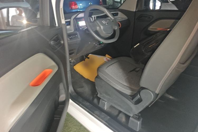 Used Wuling Hongguang MINIEV 2022 Easy Version Lithium Iron Phosphate Left Front Seat