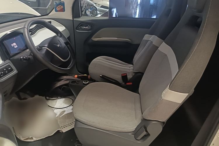 Used Wuling Hongguang MINIEV 2022 Macaron Premium Model – Lithium Iron Phosphate Left Front Seat