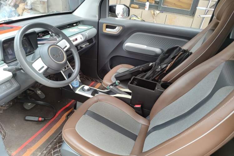 Used Wuling Hongguang MINIEV 2022 GAMEBOY 200km Gaming Edition with Lithium Iron Phosphate Left Front Seat