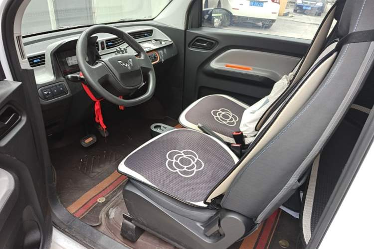 Used Wuling Hongguang MINIEV 2022 Easy Version Lithium-NMC Left Front Seat