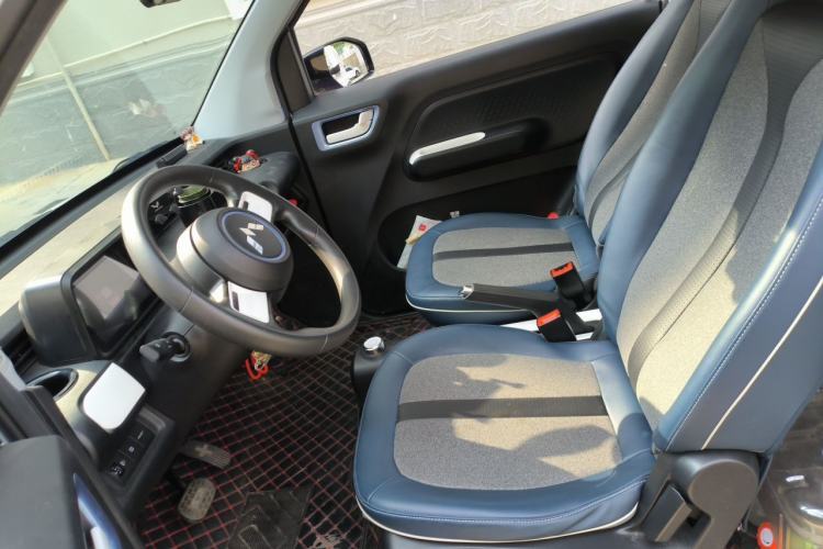 Used Wuling Hongguang MINIEV 2022 GAMEBOY 200km Gaming Edition with Lithium Iron Phosphate Left Front Seat