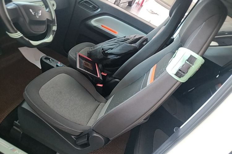 Used Wuling Hongguang MINIEV 2022 Enjoy Edition Lithium-Ion Battery Left Front Seat