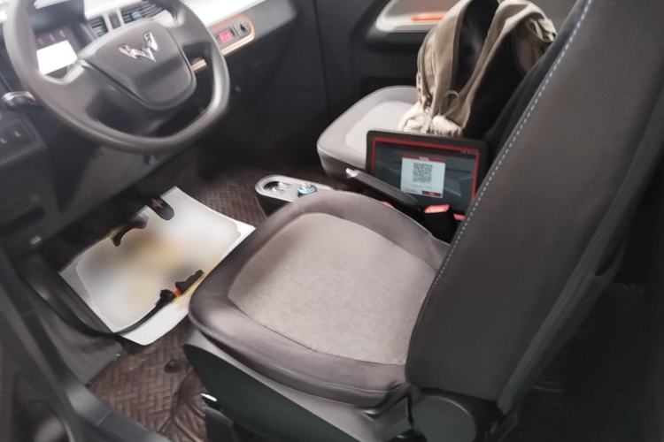 Used Wuling Hongguang MINIEV 2022 Easy Version Lithium Iron Phosphate Left Front Seat
