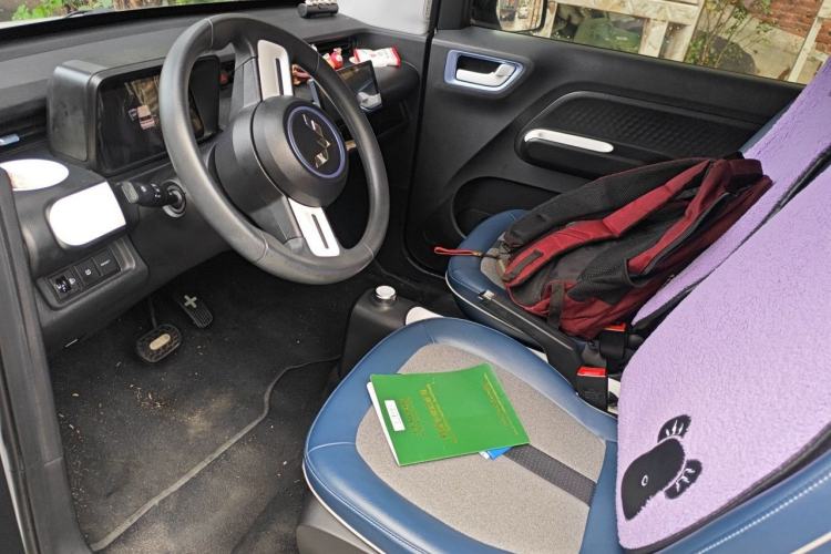 Used Wuling Hongguang MINIEV 2022 GAMEBOY 200km Gaming Edition with Lithium Iron Phosphate Left Front Seat