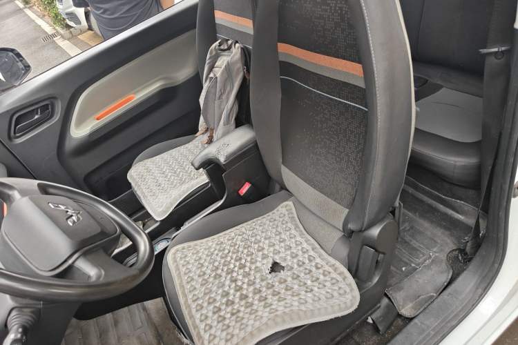 Used Wuling Hongguang MINIEV 2022 Easy Version Lithium Iron Phosphate Left Front Seat