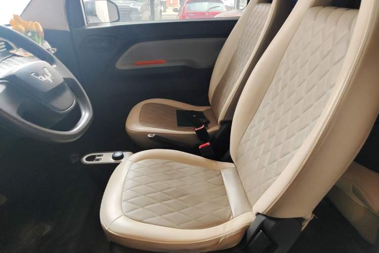 Used Wuling Hongguang MINIEV 2022 Enjoy Edition Lithium-Ion Battery Left Front Seat
