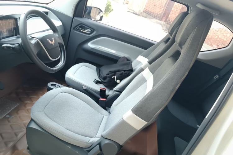 Used Wuling Hongguang MINIEV 2022 Macaron Premium Model – Lithium Iron Phosphate Left Front Seat