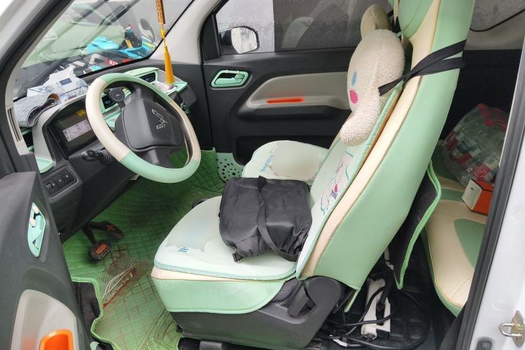 Used Wuling Hongguang MINIEV 2022 Easy Version Lithium Iron Phosphate Left Front Seat
