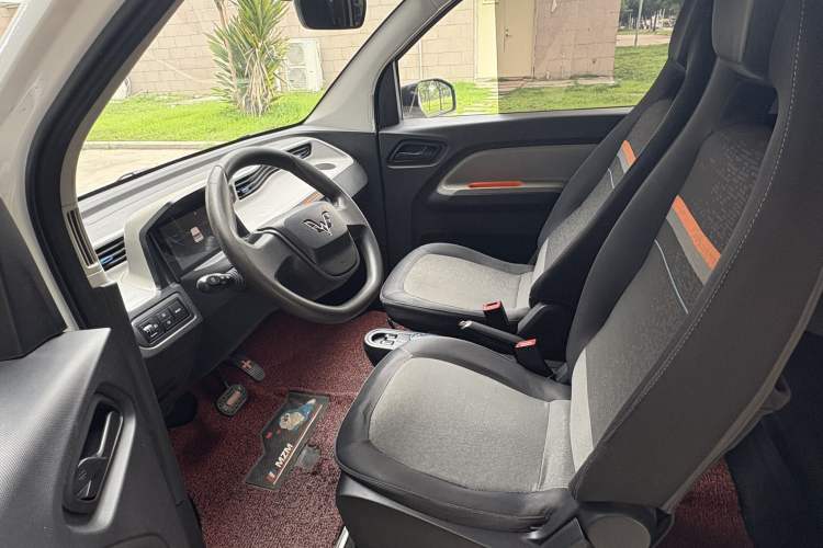 Used Wuling Hongguang MINIEV 2022 Zizai Version Lithium-NMC Left Front Seat