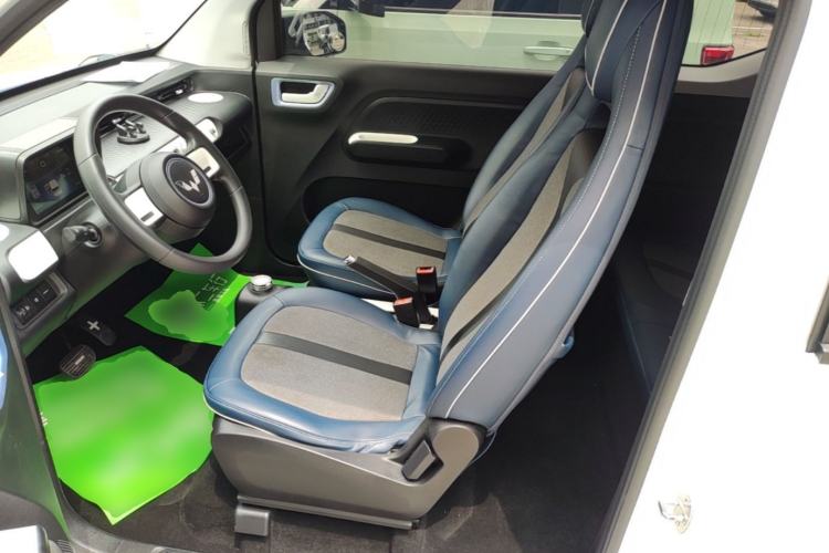 Used Wuling Hongguang MINIEV 2022 GAMEBOY 200km Gaming Edition with Lithium Iron Phosphate Left Front Seat