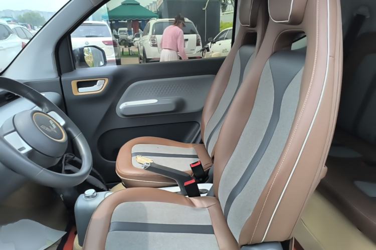 Used Wuling Hongguang MINIEV 2022 GAMEBOY 200km Gaming Edition with Lithium Iron Phosphate Left Front Seat