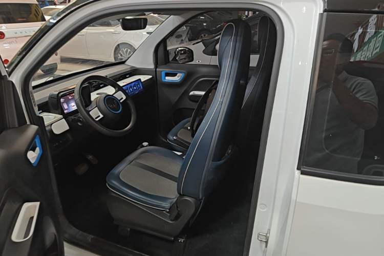Used Wuling Hongguang MINIEV 2022 GAMEBOY 300km Enthusiast Model with Lithium Iron Phosphate Left Front Seat